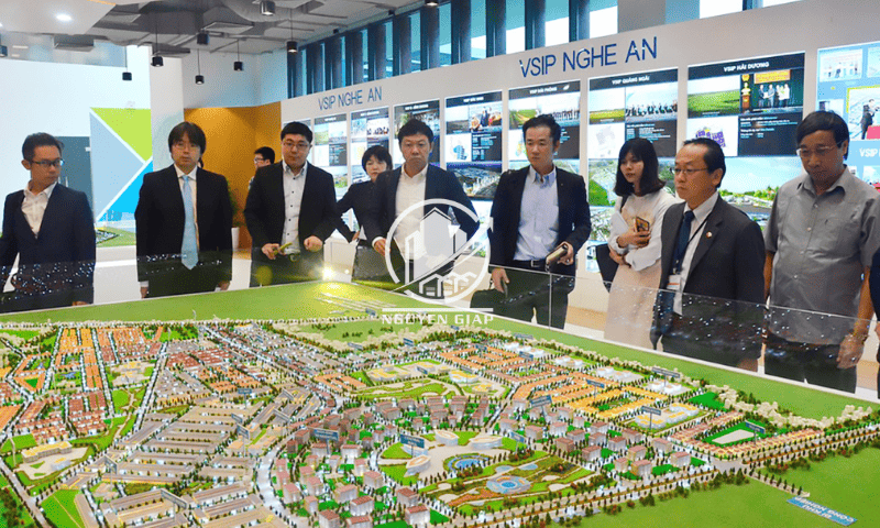 Nghệ An "Lót Ổ" Đón Đại Bàng – Sự Kiện Ký Kết Mang Tính Bước Ngoặt