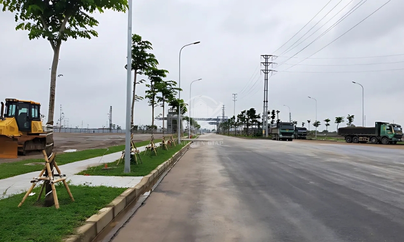 Tuyến đường nội khu CCN Cẩm Thịnh